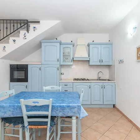 Casa San Teodoro Feriehus Lu Lioni